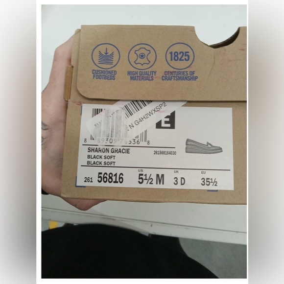 WOMEN'S COLLECTIONS BY CLARKS SHARON GRACIE LOAFER - SIZE 5.5 M - BLACK - Picture 6 of 7